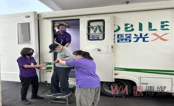 中彰榮家胸部X光篩檢　終結肺結核大家一起來