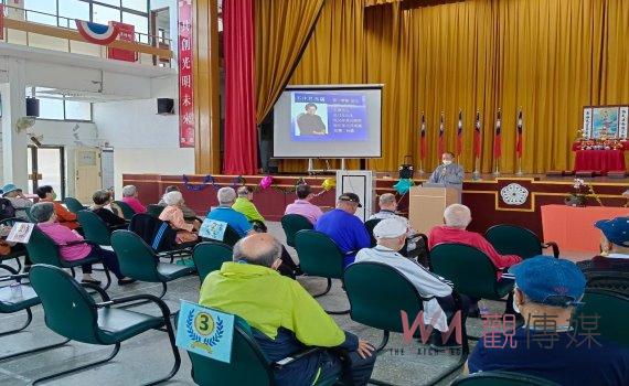 心靈環保!彰化榮家舉辦開智慧點心燈課程 住民誠敬禮佛圓滿心靈