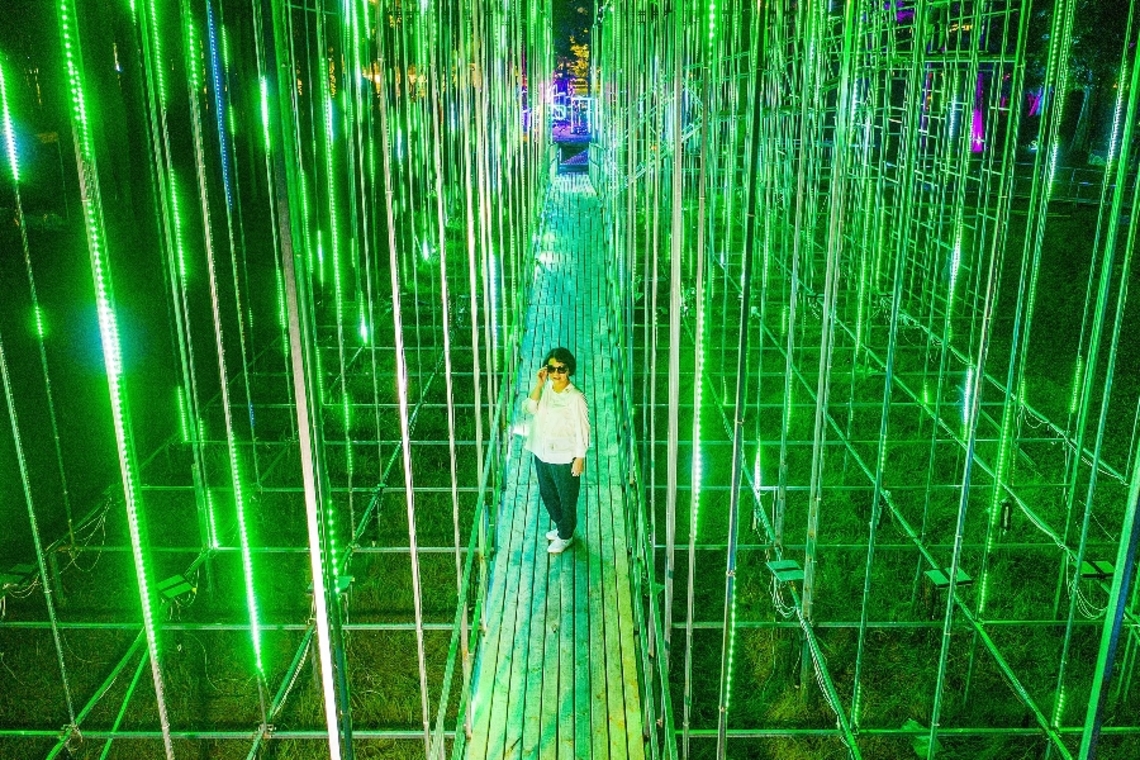 嘉義市香湖公園「2022光織影舞」光影藝術展 再奪美國謬思設計金獎