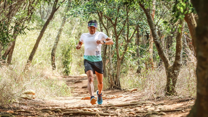 棲蘭百公里連霸陳在琮 Salomon Ultra Glide 2 跑向戶外