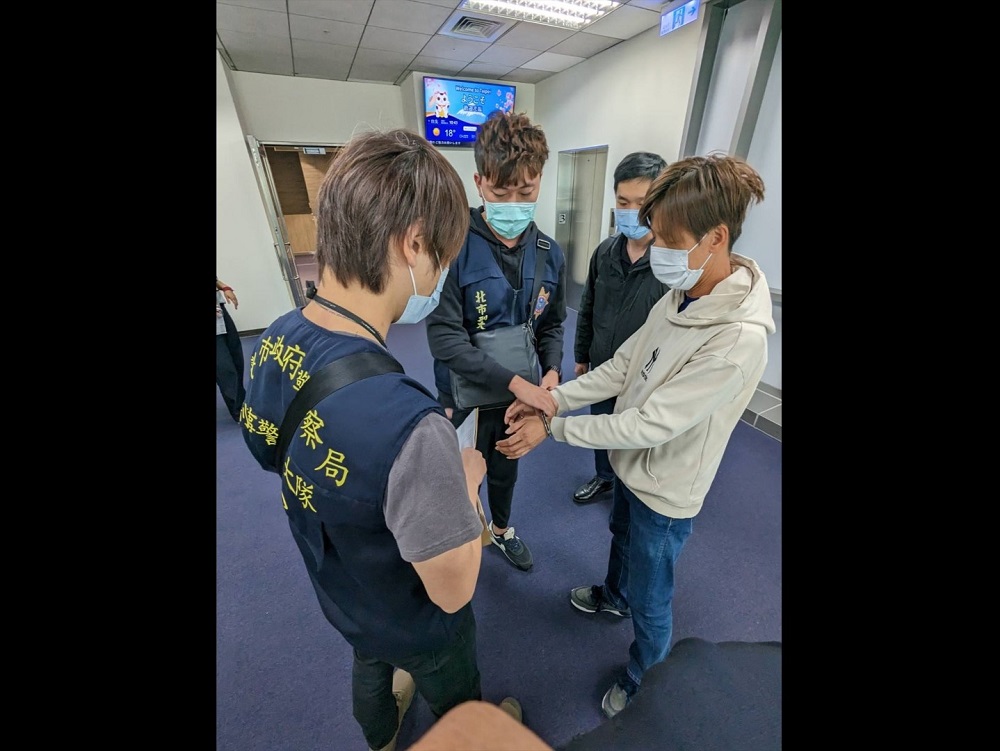 涉毒品案被判刑18年4個月 逃亡日本11年台日合作逮人遣返 88 54389 1