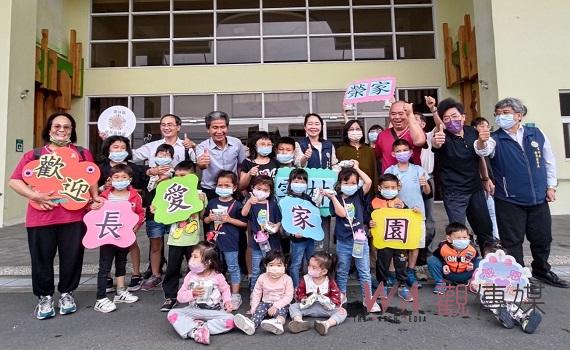 帶領育幼院學童探訪長輩 雲林榮家住民長輩備感溫馨