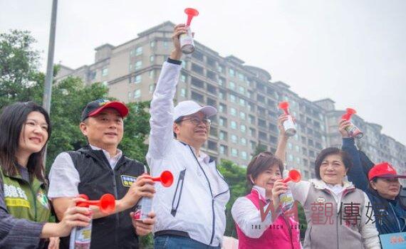 中壢全民健走  市民親子體驗老街溪畔旖旎風光