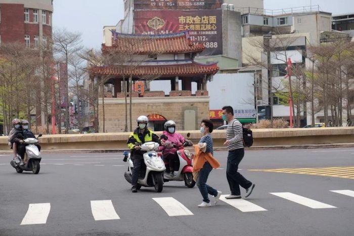 保障行人安全! 竹市警局加強路口大執法