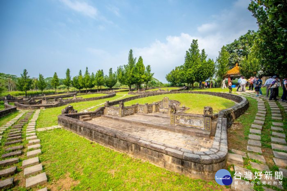 李金興公家族墓園。<br /><br />