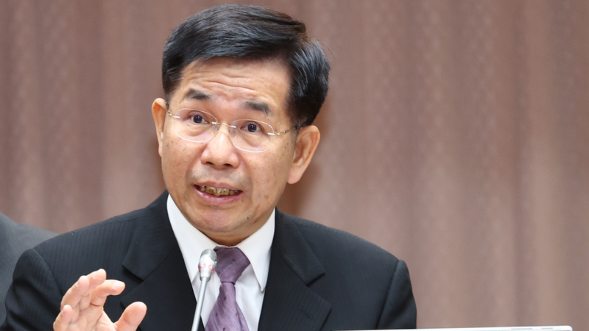 教育部長潘文忠17日到立院備詢。中央社