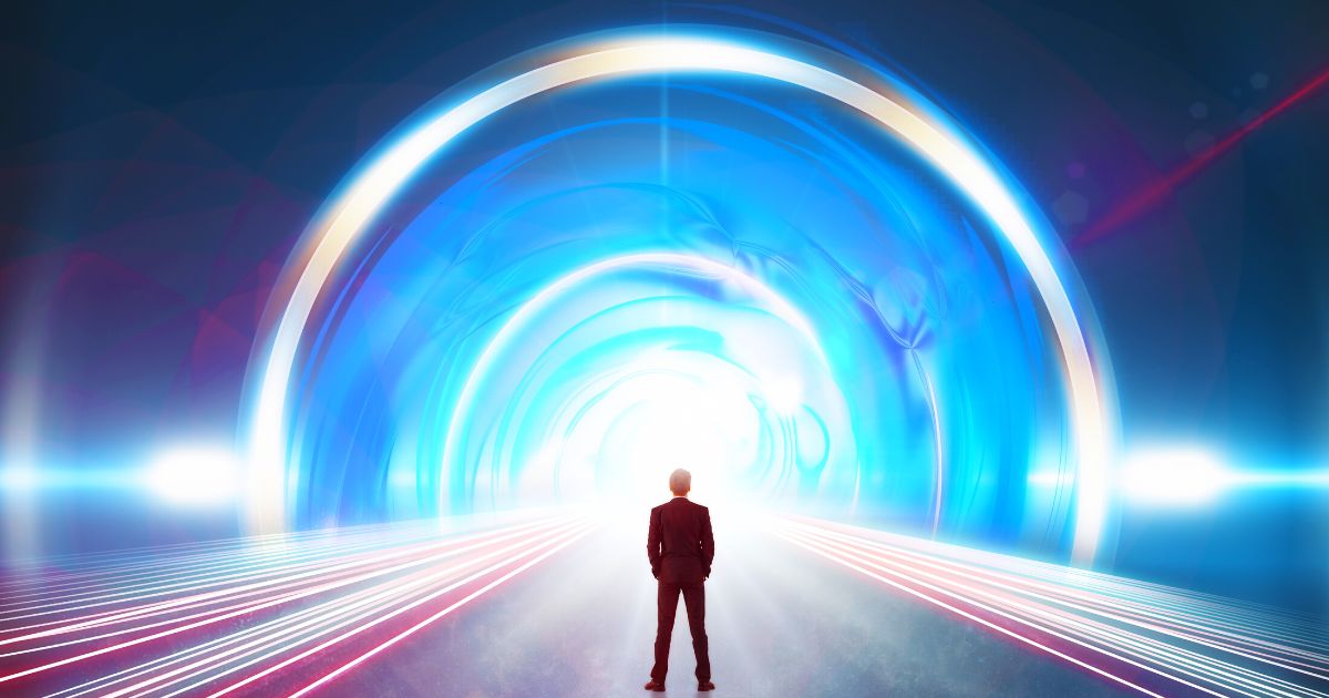1200-man-futuristic-tunnel