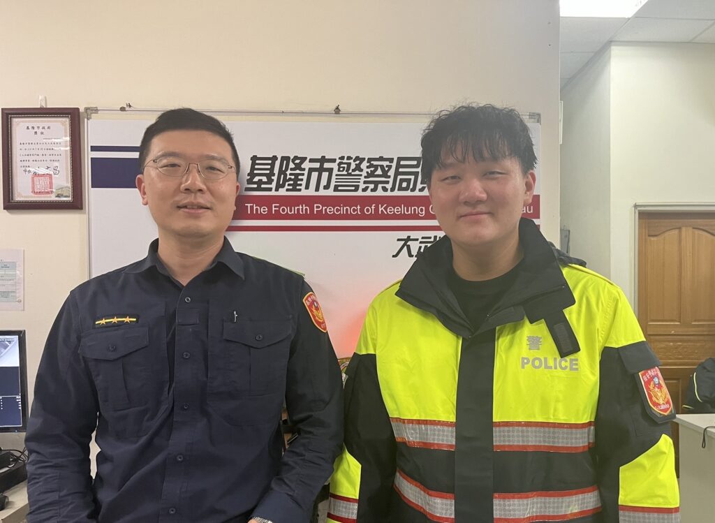 警員葛柏宏、江竤勳