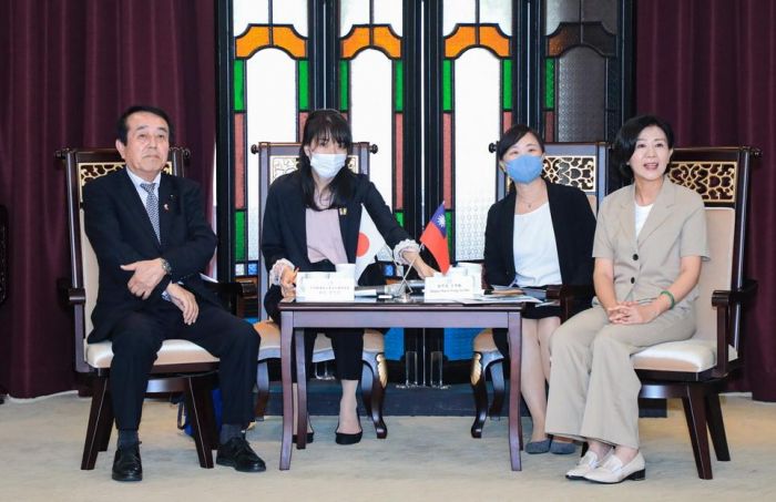 宮崎縣議會日台友好議員連盟星拜會台中市政府
