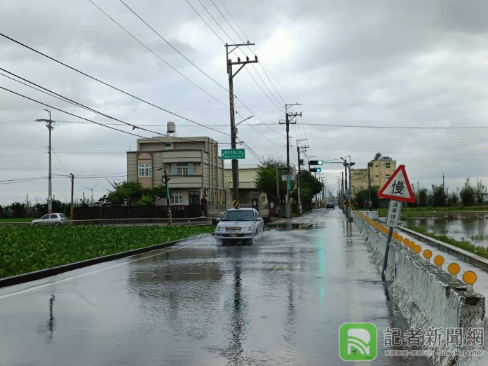 雨襲台中大安多路淹水 蔡其昌勘災允爭取中央補助