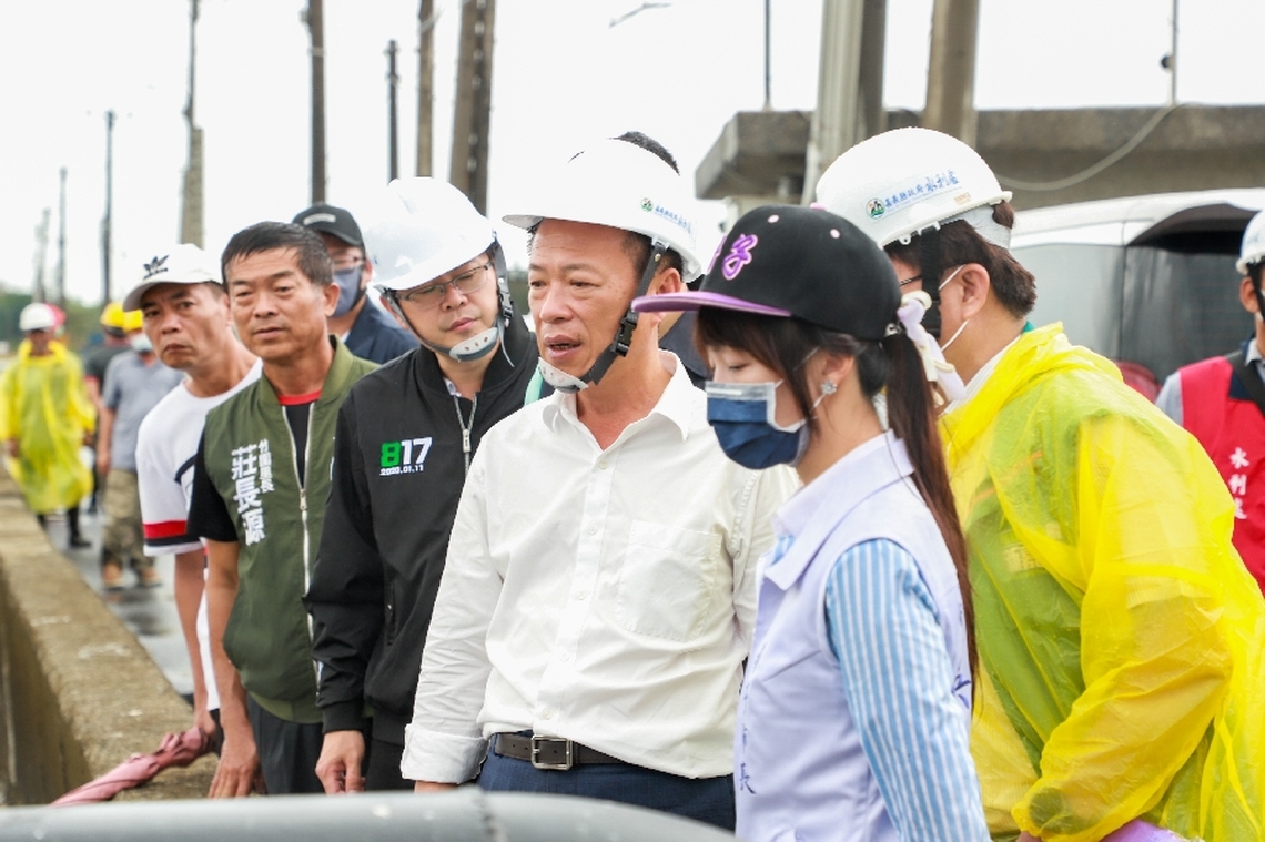 鋒面豪雨來襲 嘉義縣長翁章梁視察縣轄內抽水站 保障縣民生命財產安全
