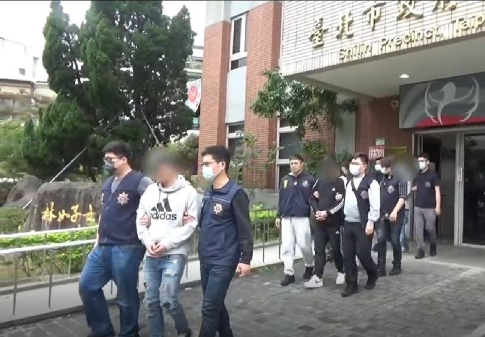 打工換宿騙上門再以毒品控制 警破控簿洗錢集團逮6黑幫成員 63 7654
