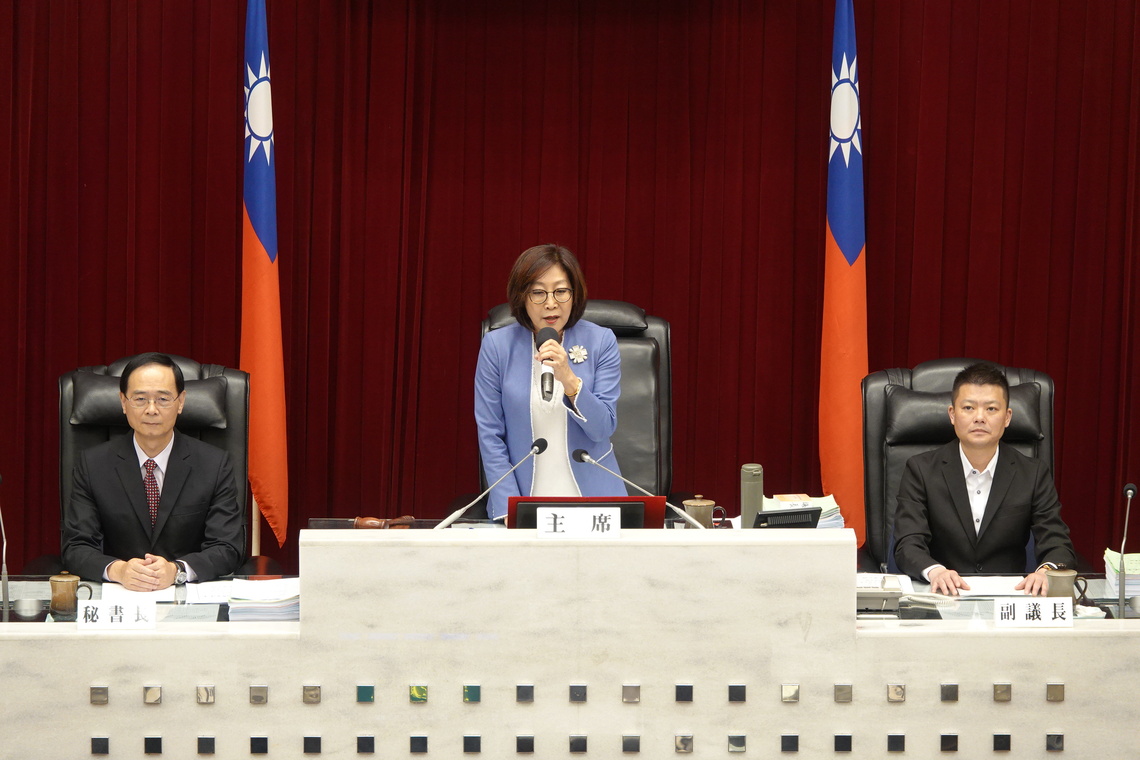 漾新聞|市議會新會期開幕 總質詢採全新模式縮為11天 康裕成感謝藍綠議員支持