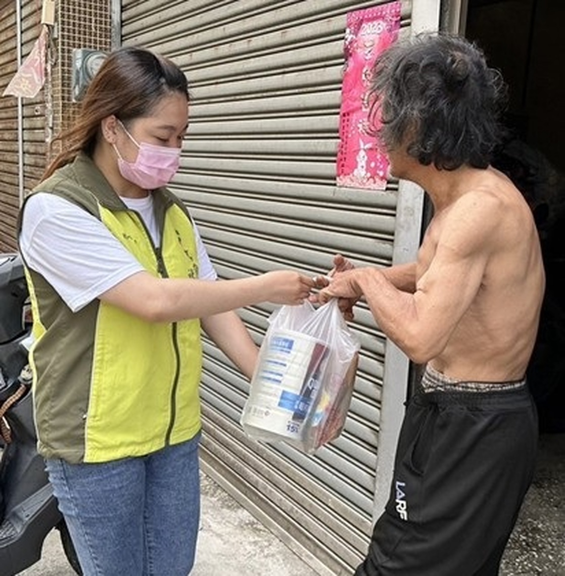 阿伯愛走路 岡山社福關心他