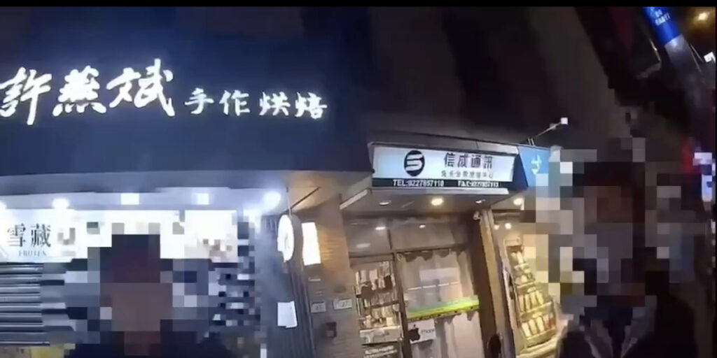 騎士經實施酒精濃度檢測,檢測值高達0.25mg/L,涉嫌刑法公共危險罪,員警依法逮捕送辦