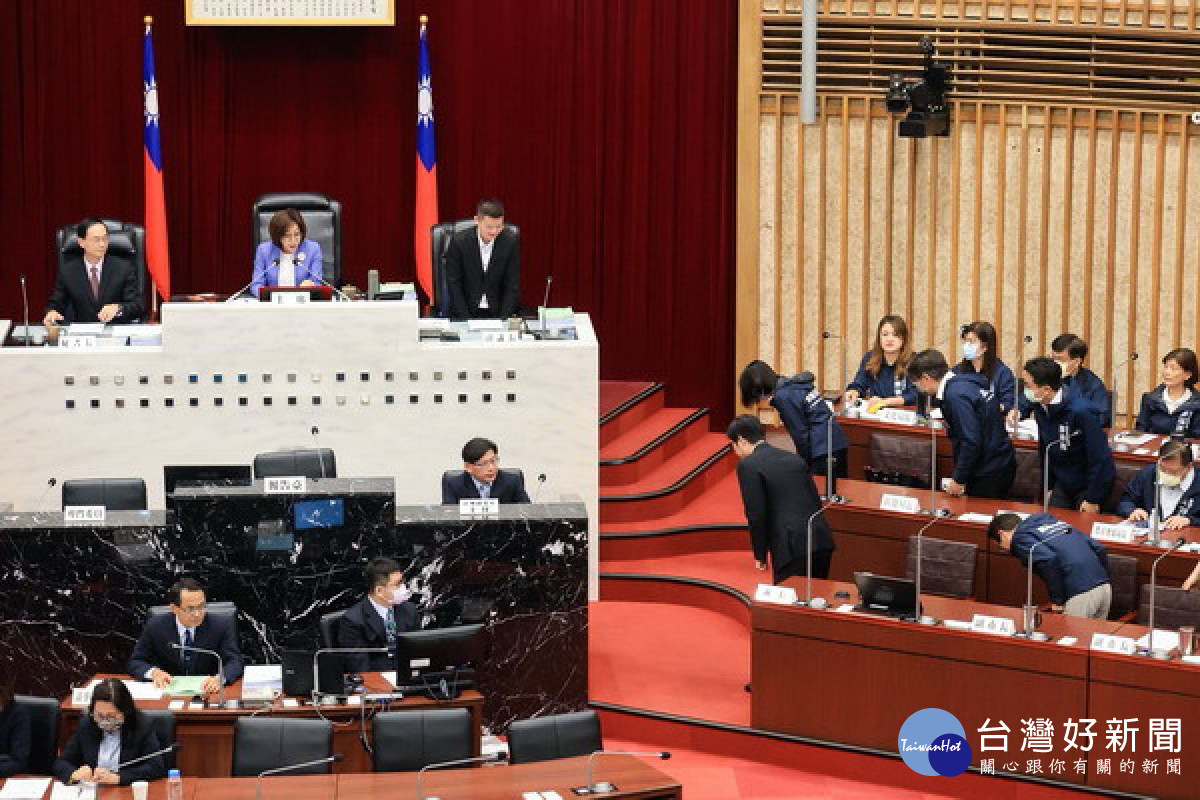▲高雄市議會第四屆第一次定期大會正式開啟。(圖/記者 許高祥 翻攝)