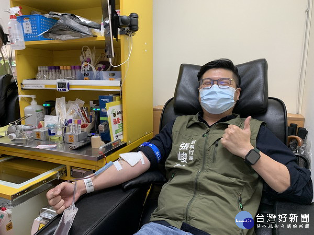 ▲民進黨高市黨部在全高市七個捐血站點同步舉辦「高雄大關懷」捐血活動。（圖／記者 許高祥 翻攝）