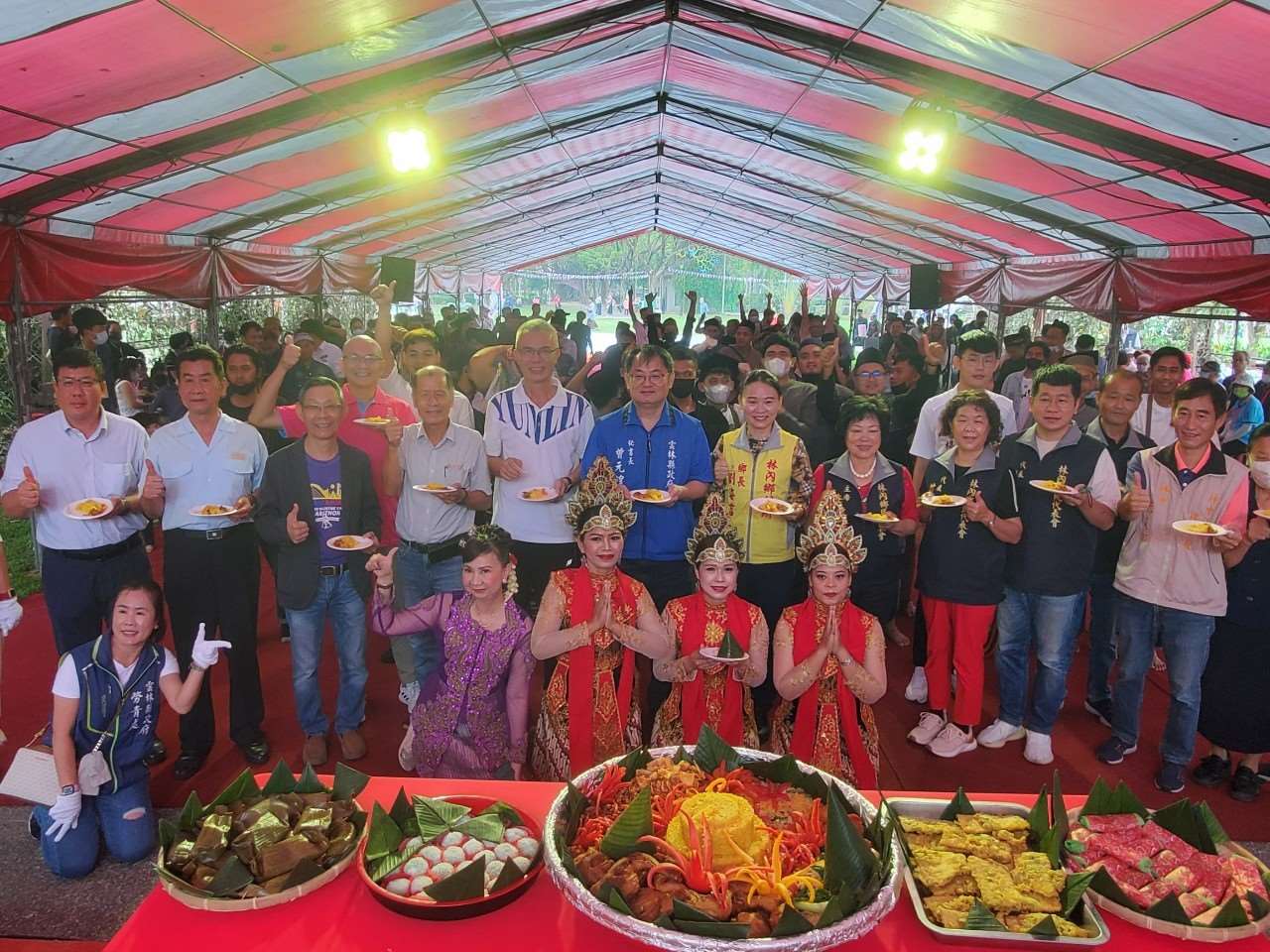 500多位移工齊聚林內 雲林縣政府舉辦開齋美食節活動並種植樹木 500多位移工齊聚林內 雲林縣政府舉辦開齋美食節活動並種植樹木