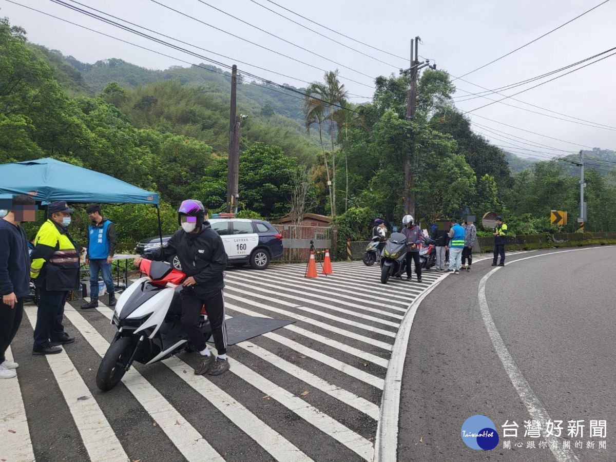 改裝車輛製造噪音,大溪警加強取締。