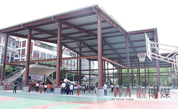 挑高16公尺全台首座 興華中學光電風雨球場落成啟用