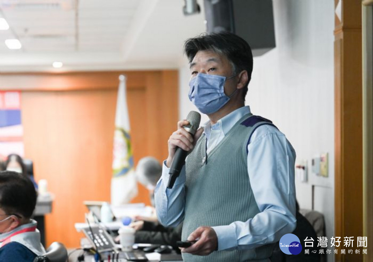 桃捷公司同仁進行專題報告。