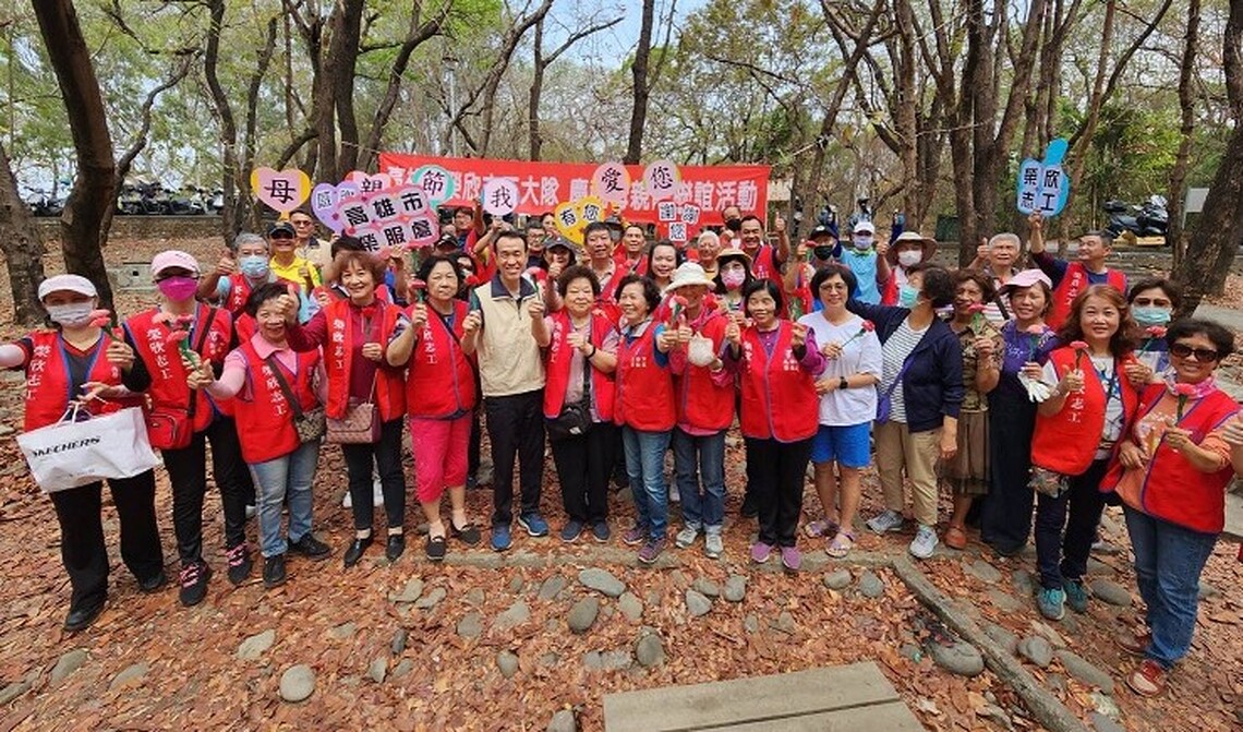 表達對母親們的感謝與祝福   高市榮服處舉辦「母親 I love you 」烤肉慶祝活動