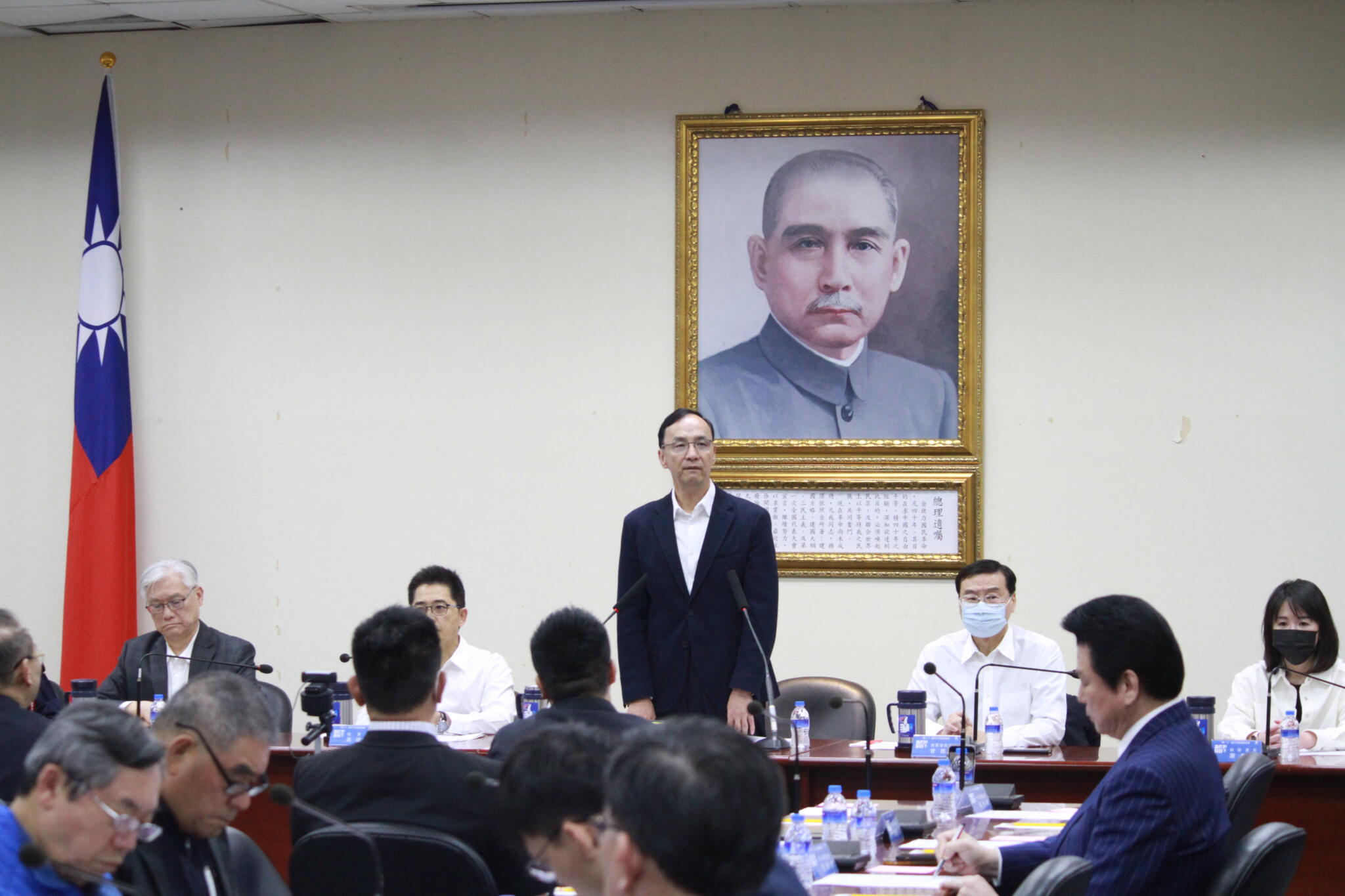 賴清德批藍國家認同精神分裂 朱立倫怒反嗆:拿國民黨的香拜台獨神主牌 82 IMG 1463