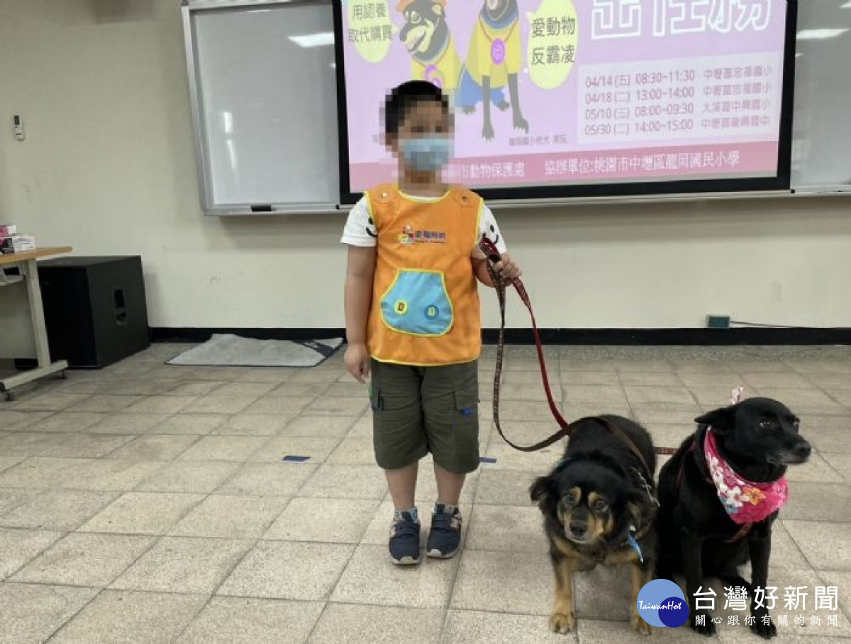 校犬出任務,動物友善校園宣傳暨生命教育宣導。