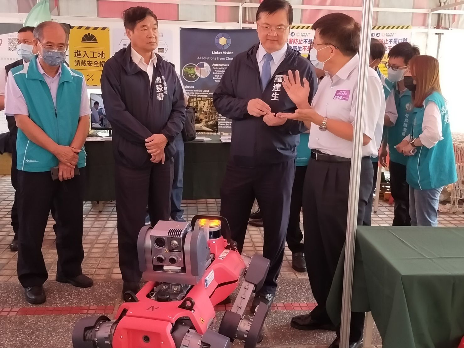 防災更Smart 高市於世界職安日舉辦「智能保衛,安全加倍」論壇活動 防災更Smart 高市於世界職安日舉辦「智能保衛,安全加倍」論壇活動