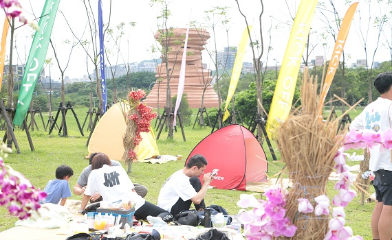 新美館開園限定「太陽餐桌」與大地共創 閱讀節、鼓藝節接續登場