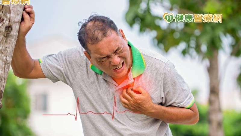 腹痛、噁心別只想到胃炎,當心是心肌梗塞! 醫列「非典型症狀」表現