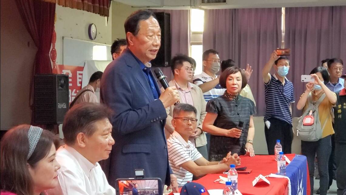 漾新聞|郭台銘左營果貿開講 鄭道向韓國瑜道歉