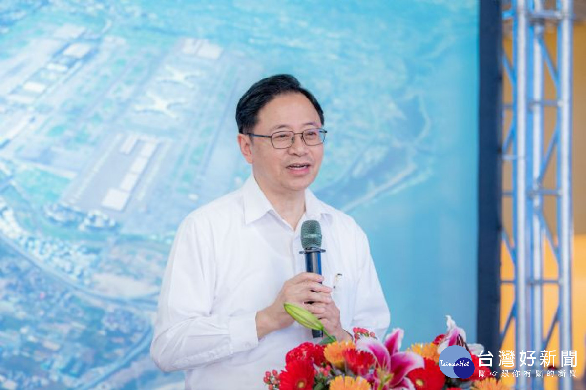 張市長感謝中央支持市府加碼航空城重建特別補償金。<br /><br /> <br /><br />
