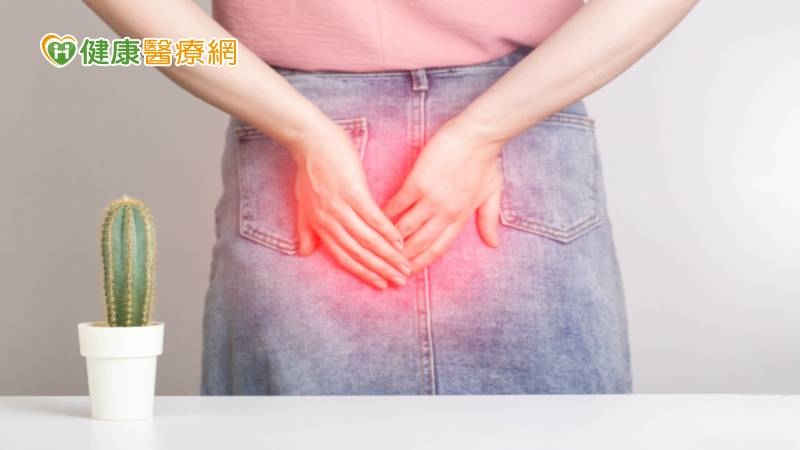10公分直腸脫垂在外要靠手推回! 8旬澳門婦來台「達文西微創」成功