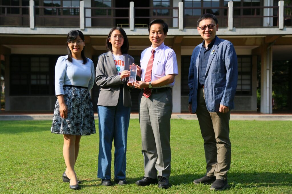 東海大學擊敗美國賓州大學、加州戴維斯大學、北京理工大學等世界241所名校，與美國紐約大學、印度NMIMS設計學院奪下美國史丹福大學舉辦的「第十屆2023年全球長壽設計競賽」前三名。（圖/東海大學提供）