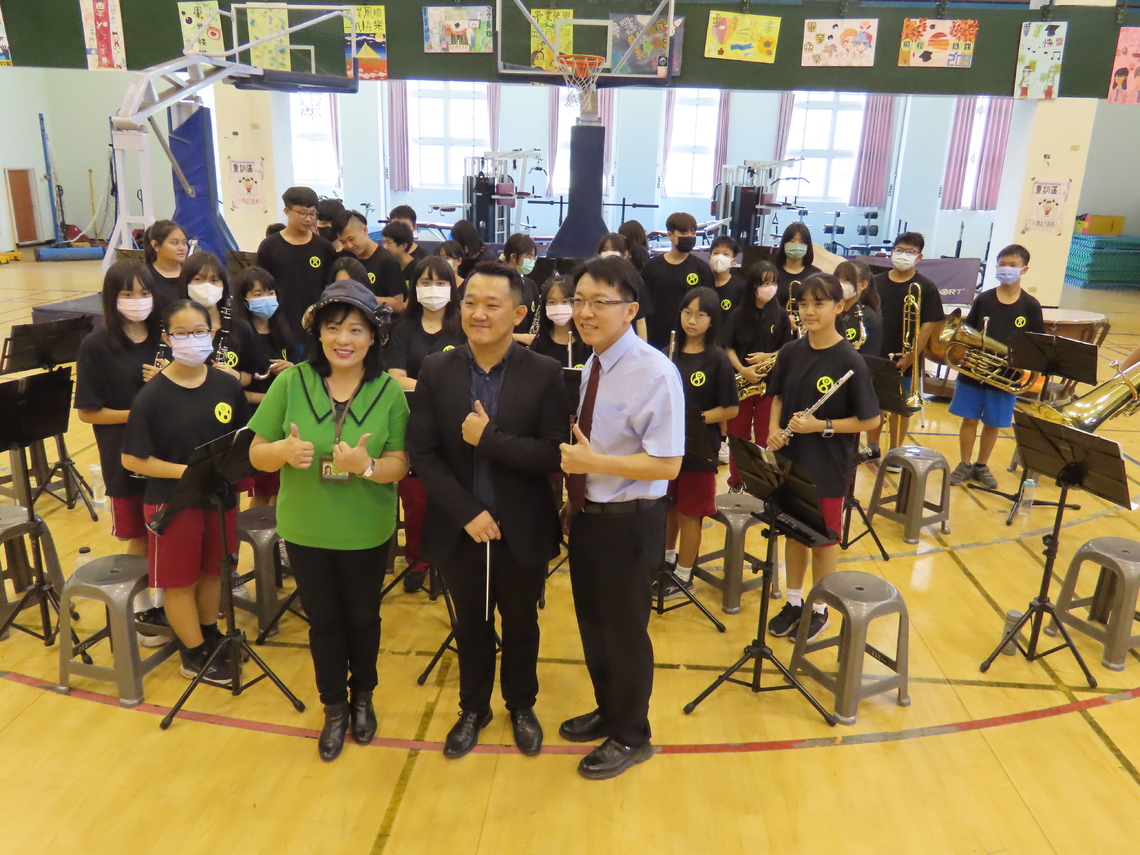 漾新聞|中鋼攜手小港區17中小學辦孝親表揚 孝親楷模分享人生小故事