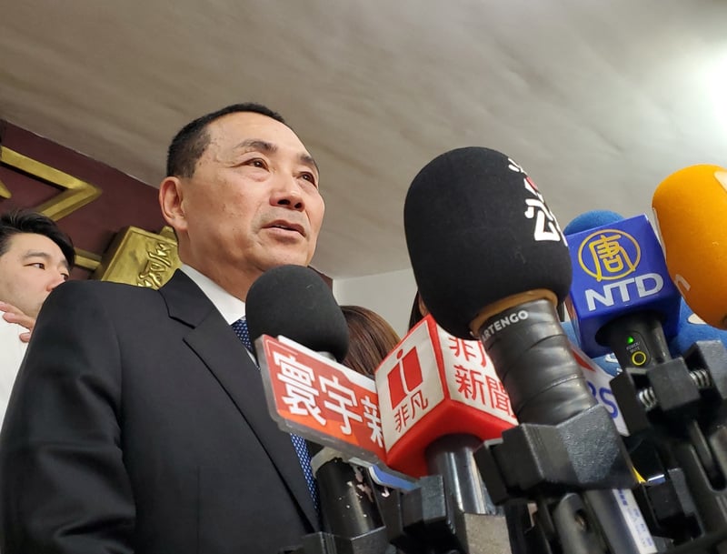 名嘴爆藍營已內定徵召侯友宜,並將辦3場大型造勢。中央社