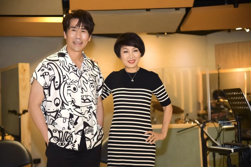 倒數兩週 搶票要快!「2023 真愛秀·藍寶石大歌廳」無言CP羅時豐 林淑容 行前練團 倒數兩週 搶票要快!「2023 真愛秀·藍寶石大歌廳」無言CP羅時豐 林淑容 行前練團
