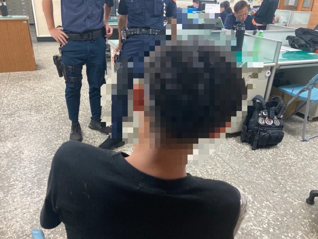 樹林警擴大清查不法，並針對轄內詐欺車手提領熱點綿密巡邏，強化掃黑、阻詐、堵詐工作