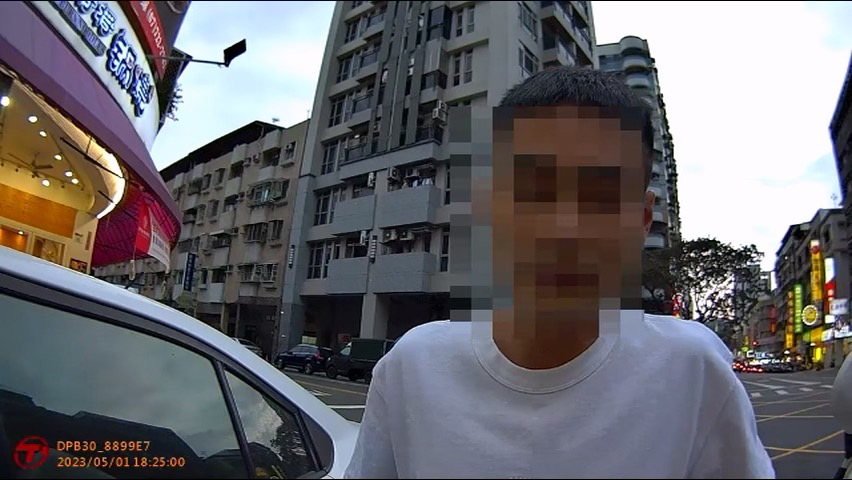 男子駕車無故停於路中不走 意外遭查獲通緝身分