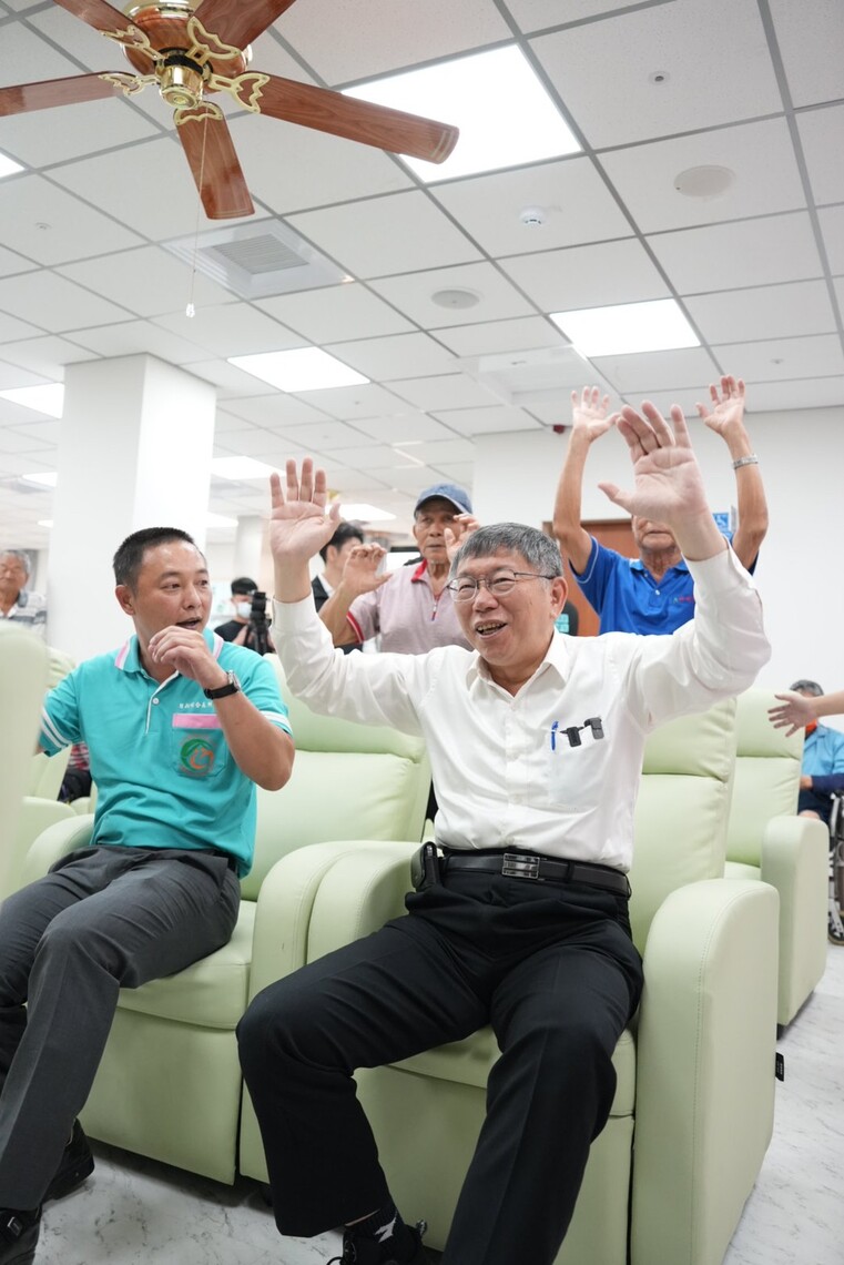 漾新聞|柯文哲參訪長照中心提出「壯世代」長照政策籲健保是預防重於治療