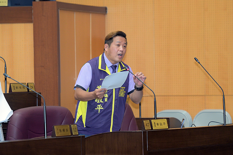 會稽垃圾掩埋場廢除刻不容緩 市議員凌濤：訂出時程年底完成綠美化！。（圖/市議會提供）