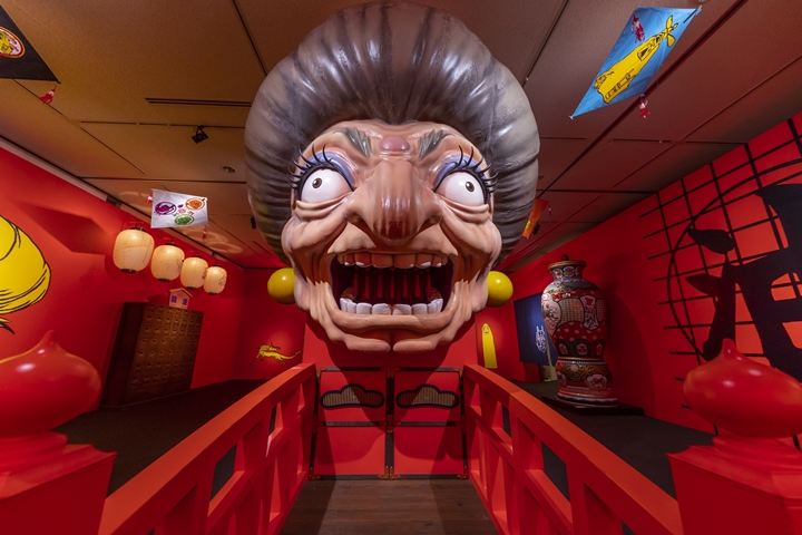 快來逛展覽,讓「湯婆婆、錢婆婆的戀愛、開運籤詩」幫你解惑! 圖:©RENGAYA ©Studio Ghibli/來源