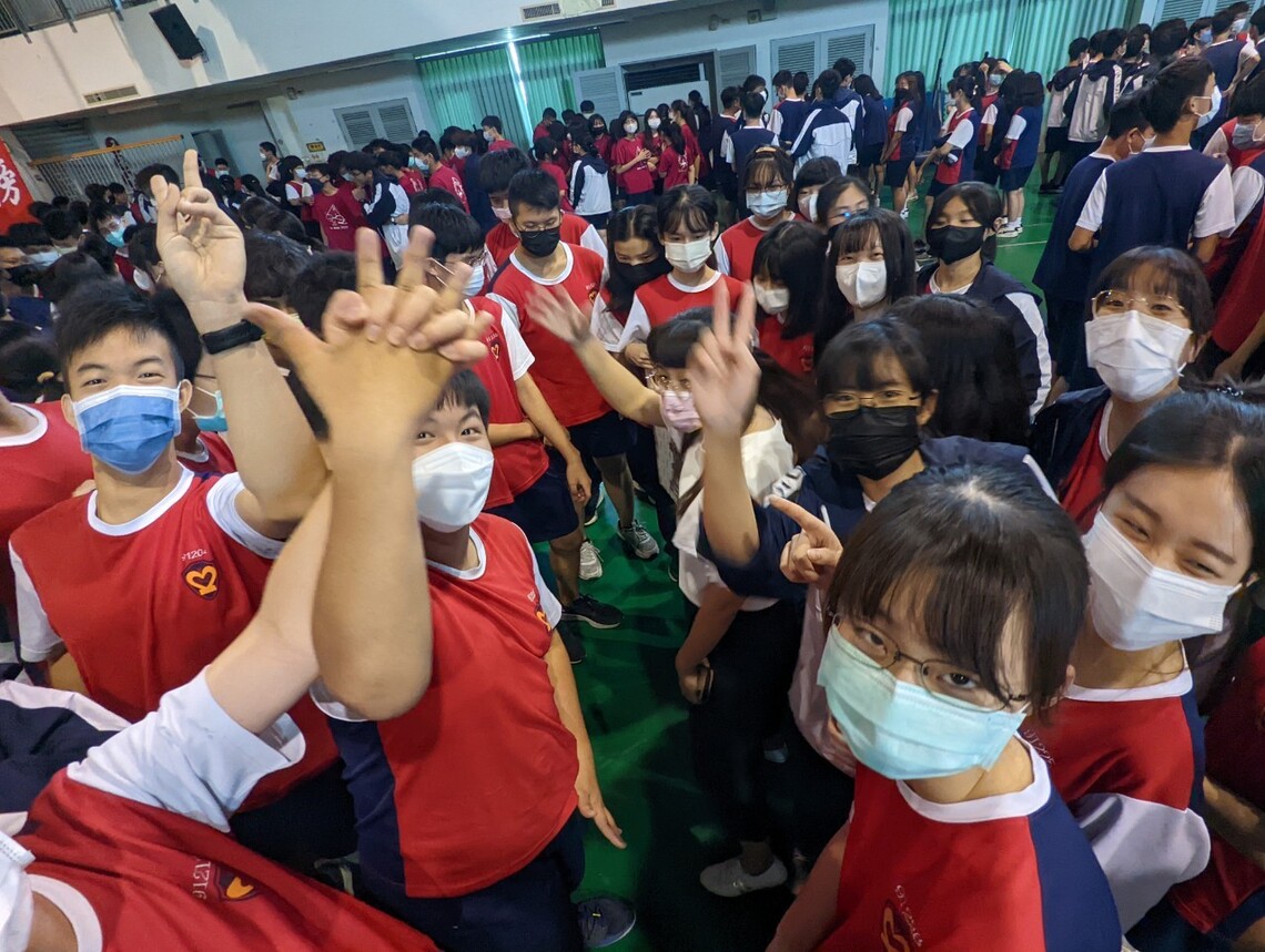 漾新聞|五福國中為考生祈福包中 追分成功車票祈福卡預祝好運到