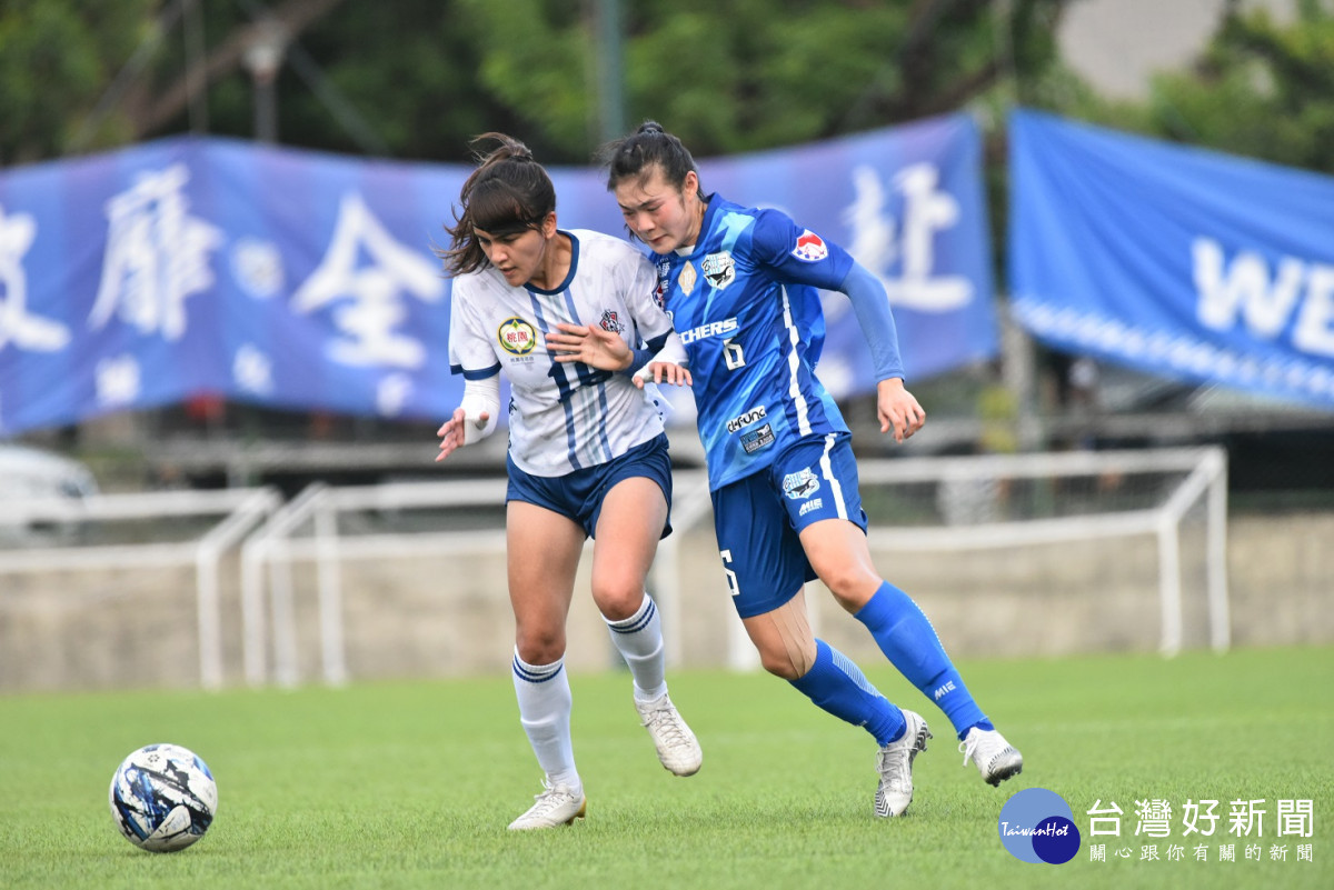 「台中藍鯨」對戰「桃園戰神」，終場以2比1獲勝。