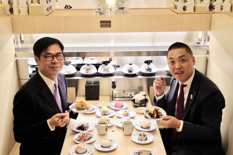 藏壽司首家全球旗艦店開幕 陳其邁：感謝選擇高雄 海外旗艦店落腳最佳首選