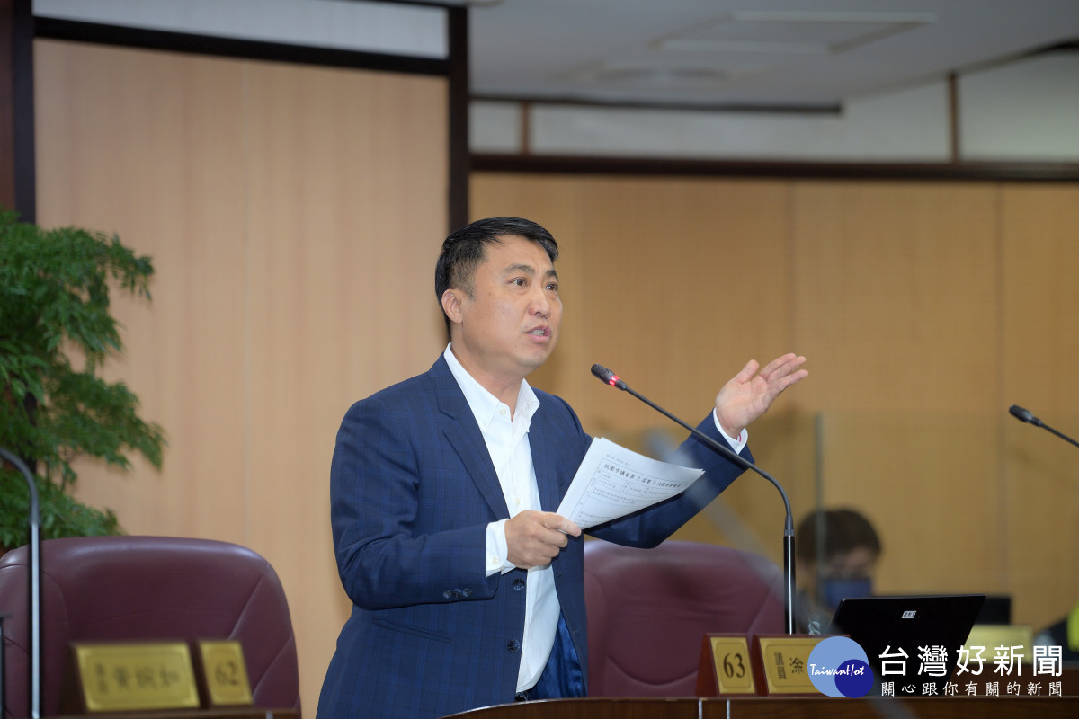 涂權吉:籲規劃假日市集及景點串連巴士。