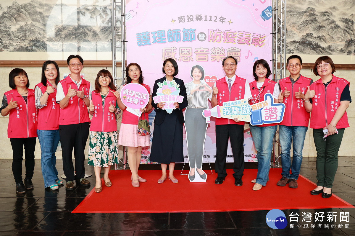 許淑華感謝防疫期間同仁辛勞。(縣府提供)