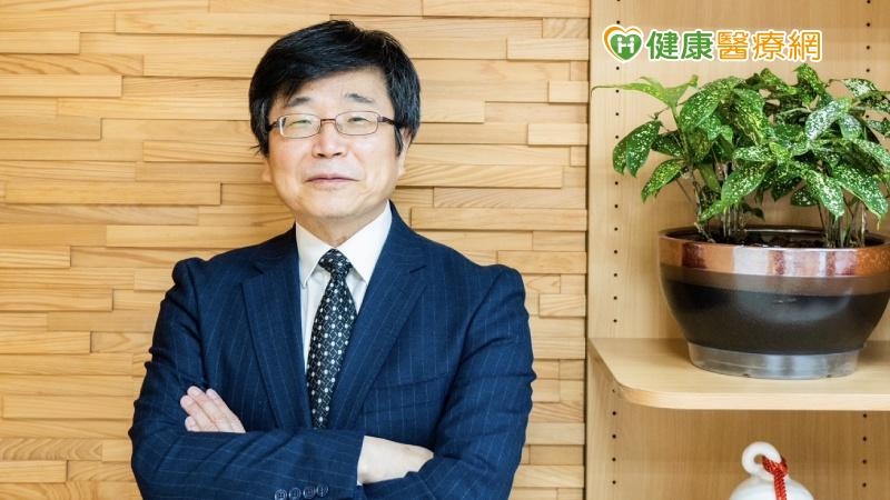 擋BNT疫苗採購? 周志浩秀4大合約 採購時程表曝光