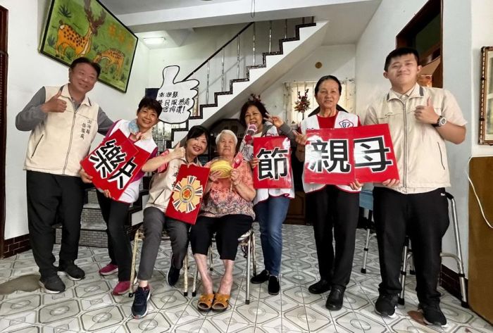 母親節前夕 澎湖榮欣志工歡慶溫馨5月情